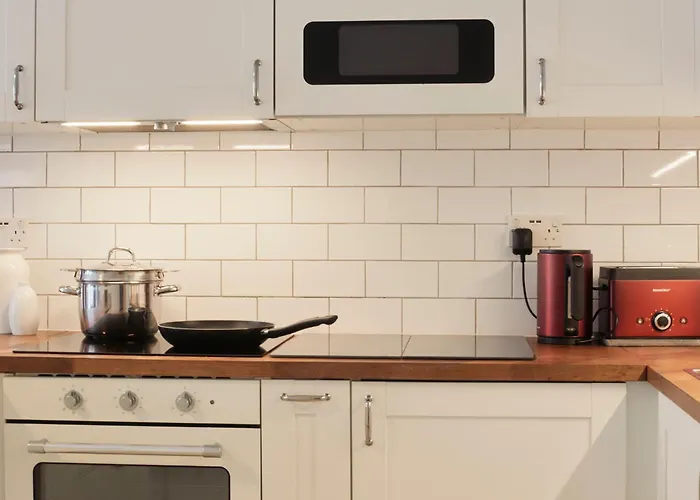 Belleville By Shmoo Daire